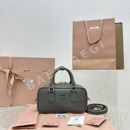 미우미우 패딩 볼링 백 가방 68184