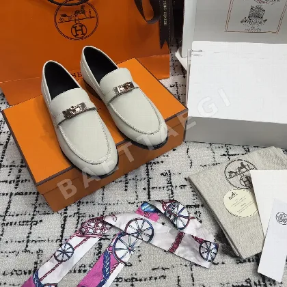 에르메스 데스틴 로퍼 94874