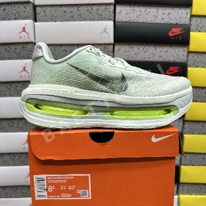 나이키 [M] 보메로 프리미엄 HQ2050-300 201657 Nike Vomero Premium Barely Volt