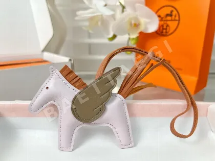 에르메스 페가수스 램스킨 키링 124384