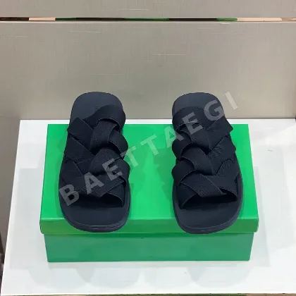 보테가베네타 뉴 우븐 남성 슬리퍼 152450