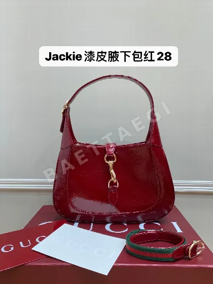 구찌 앙코라 레드 페이턴트 암핏 백 13875