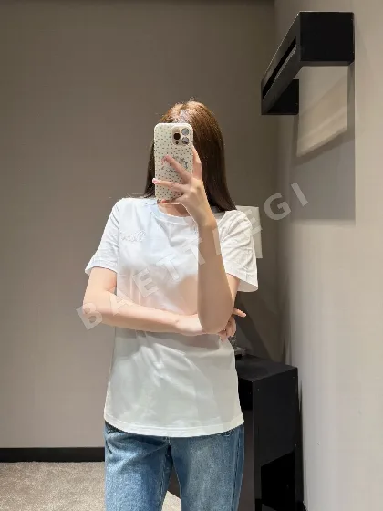 디올 자수 로고 여성 반팔 티셔츠 92633