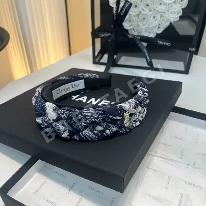 디올 CD 헤어밴드 184326