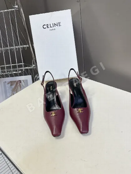 셀린느 개선문 뾰족 앞코 신발 98765
