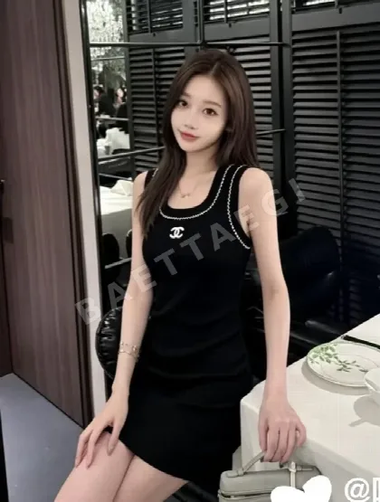 샤넬 스퀘어넥 아이스 실크 니트 베스트 원피스 103659