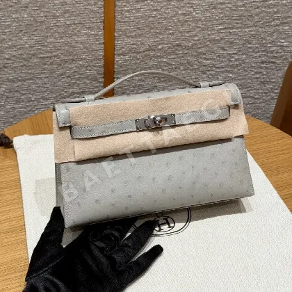 에르메스 켈리 타조 가죽 지갑 192096