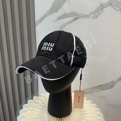 미우미우 자수 베이스볼 모자 118524