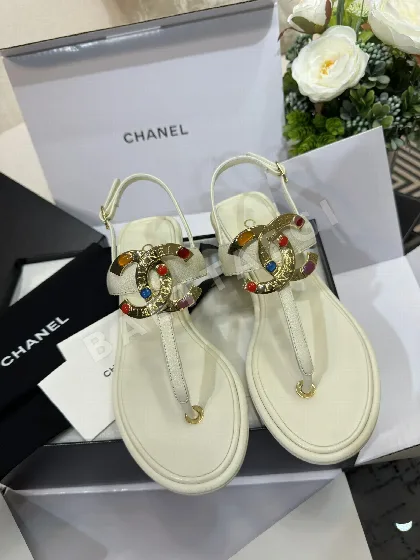 샤넬 엑스크이짓 글래스 젬 플립플롭 94273