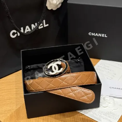 샤넬 둥근 더블 C 로고 램스킨 벨트 173923