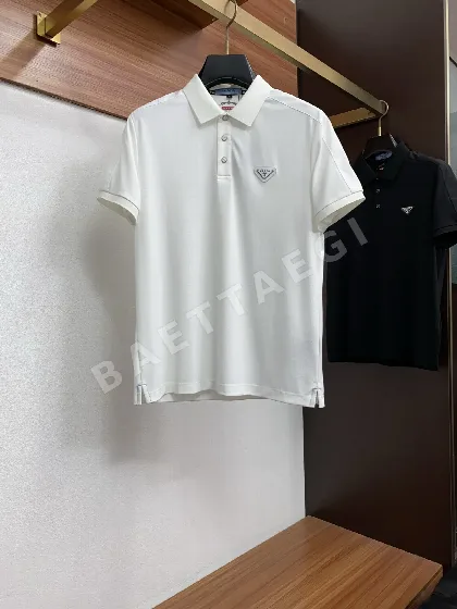 프라다 폴로 카라 남성 반팔 티셔츠 156716