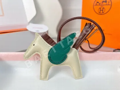 에르메스 페가수스 램스킨 키링 124376