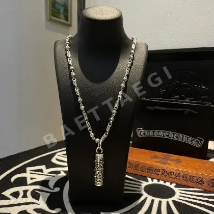 크롬하츠 크로스 플라워 원통형 펜던트 목걸이 125635