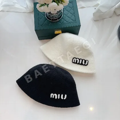 미우미우 테리클로스 버킷 햇 81133