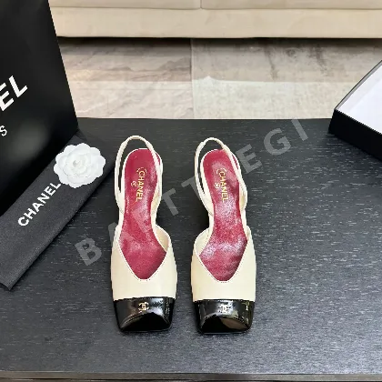 샤넬 더블 C 스티치 스퀘어토 백리스 샌들 98598