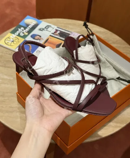 에르메스 샌들 Red calfskin 189044