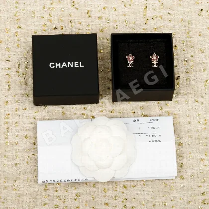 샤넬 프레그런트 플라워 더블 C 귀걸이 125145