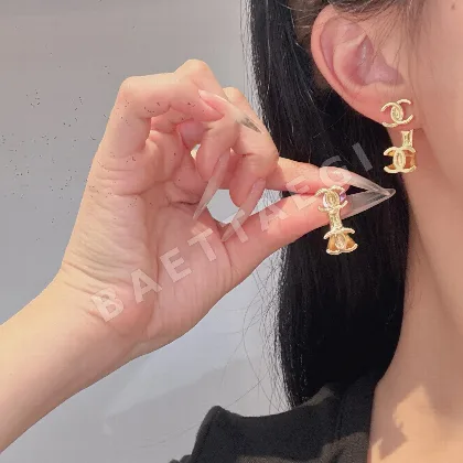 샤넬 26S 컬렉션 귀걸이 153449