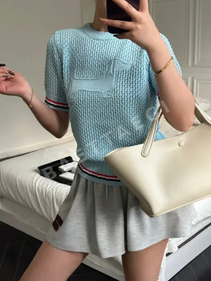 톰브라운 닥스훈트 패턴 여성 반팔 티셔츠 53196