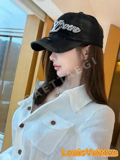 루이비통 LV 손상 가공 베이스볼캡 186271