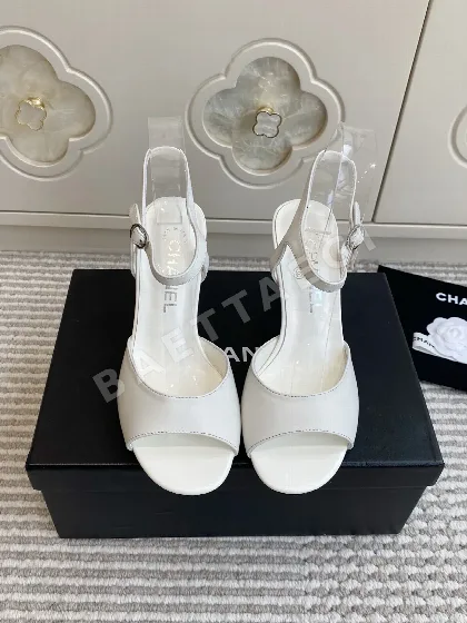 샤넬 진주 장식 힐 샌들 55233