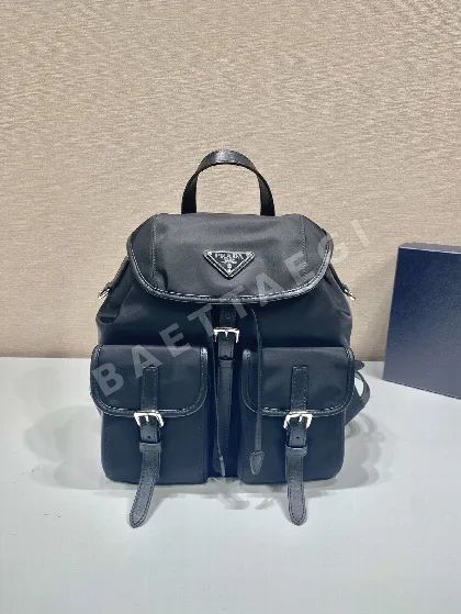 프라다 나일론 백팩 1BZ677
