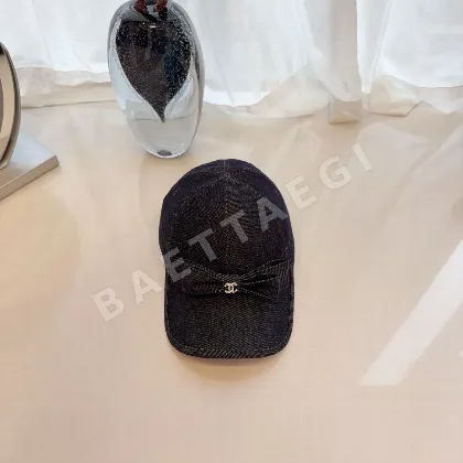 샤넬 리본 포인트 데님 뉴스보이 모자 82479