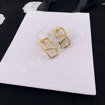 발렌티노 사이드 비즈 스터드 귀걸이 63658