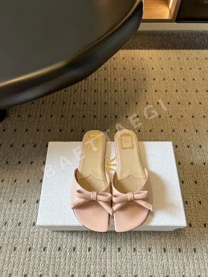 디올 리본 플랫 샌들 148391