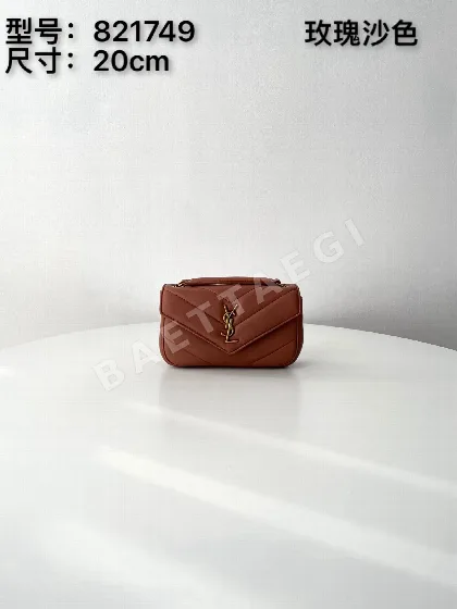 생로랑 루루 뉴 미니 로즈 나파 가죽 숄더백 821749