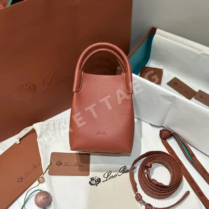 로로피아나 송아지가죽 버킷백 191248