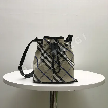 버버리 버킷백 40129