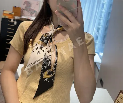 루이비통 모노그램 실크 더블 레이어 스카프 146419