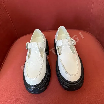 루이비통 신발 3826