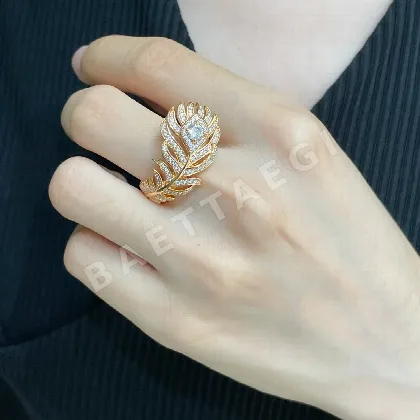 부쉐론 풀 다이아몬드 페더 반지 63245