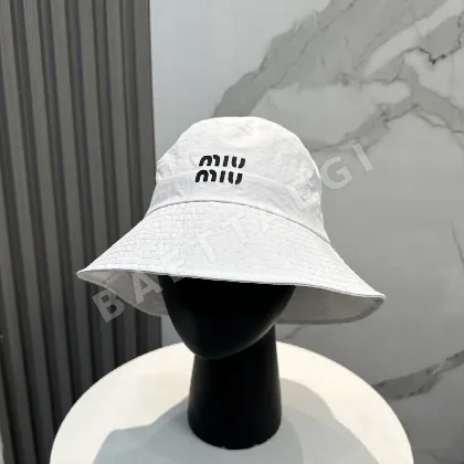 미우미우 경량 버킷햇 모자 119160