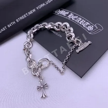 크롬하츠 레트로 레터 크로스 펜던트 팔찌 127470