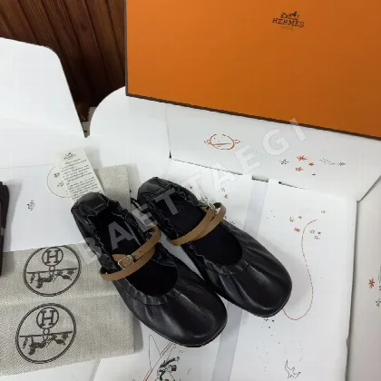 에르메스 졸리 더블 스트랩 메리제인 발레 슈즈 93989