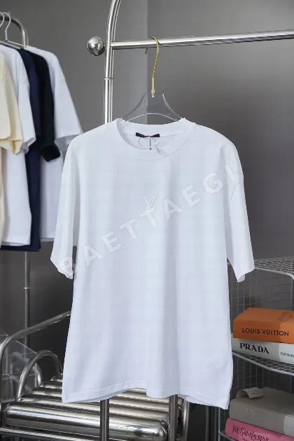 루이비통 남성 반팔 티셔츠 48805