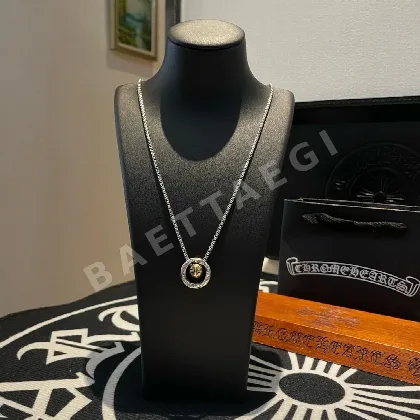 크롬하츠 라운드 펜던트 레트로 목걸이 125491