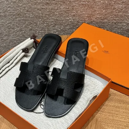 에르메스 오란 샌들 117436