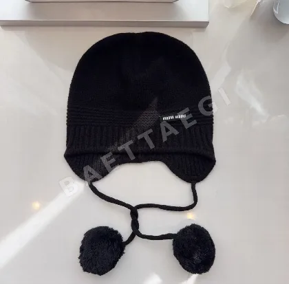 미우미우 모자 81395 Miu Miu Cap