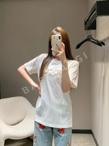 구찌 레터 타월 자수 크루넥 반팔 티셔츠