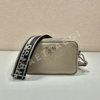 프라다 가방 1BD082 67389
