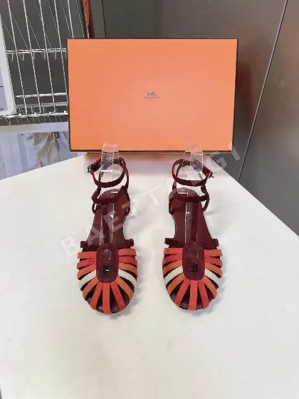 에르메스 누르 샌들 146789