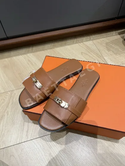 에르메스 줄리아 샌들 108141