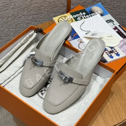 에르메스 이즈 뮬 샌들 페블베이지 염소가죽 163727
