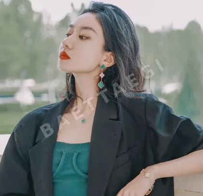 반클리프앤아펠 귀걸이 63880 Van Cleef & Arpels Earrings