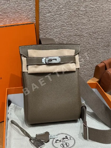 에르메스 핵 아 도 타우 토고 가죽 백팩 166672