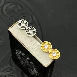 크롬하츠 22K 화이트 골드 다이아몬드 십자 패턴 귀걸이 CE031